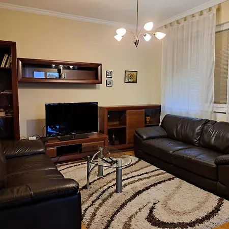 Apartment Sunny Cozy Flat In The Centre, Close To Beach, 4 Rooms, 105sqm *