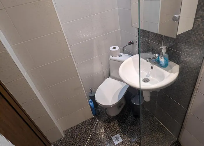 Sunny Cozy Flat In The Centre, Close To Beach, 4 Rooms, 105sqm Apartment