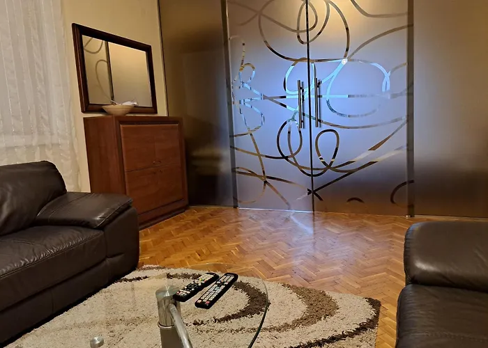 Sunny Cozy Flat In The Centre, Close To Beach, 4 Rooms, 105sqm Warna