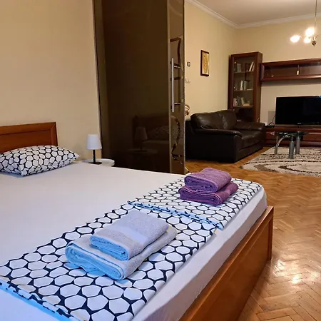 Sunny Cozy Flat In The Centre, Close To Beach, 4 Rooms, 105sqm * וארנה