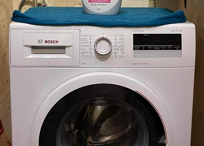 Sunny Cozy Flat In The Centre, Close To Beach, 4 Rooms, 105sqm شقة *